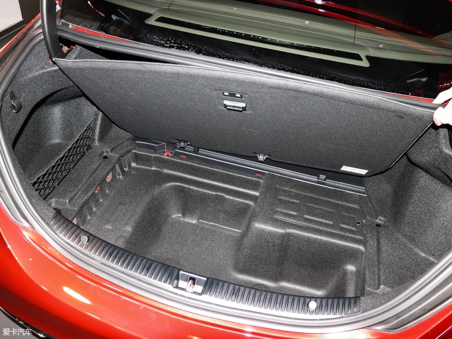 2018YC(j) C 180 L r(sh)\(yn)(dng)