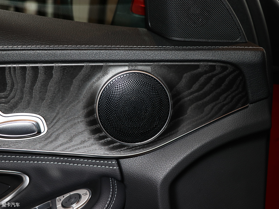 2018YC C 180 L r\Ӱ