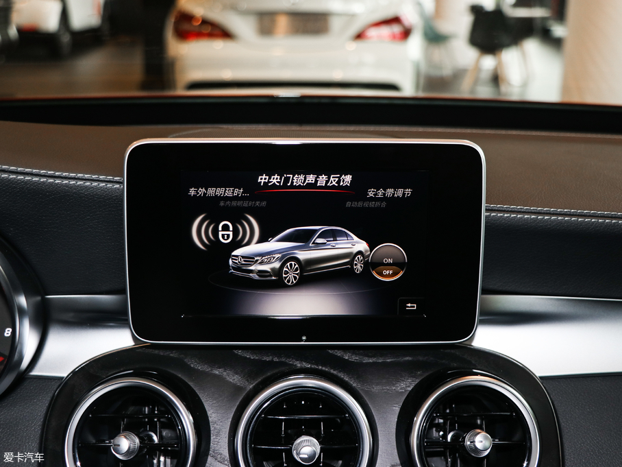 2018YC C 180 L r\Ӱ