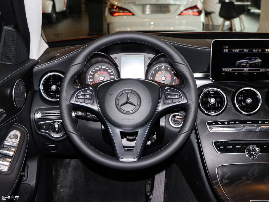 2018YC C 180 L r\Ӱ