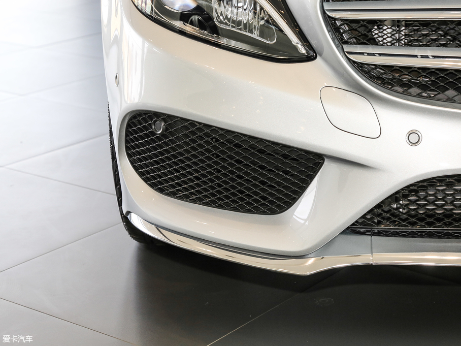 2018YC C 200 L \Ӱ