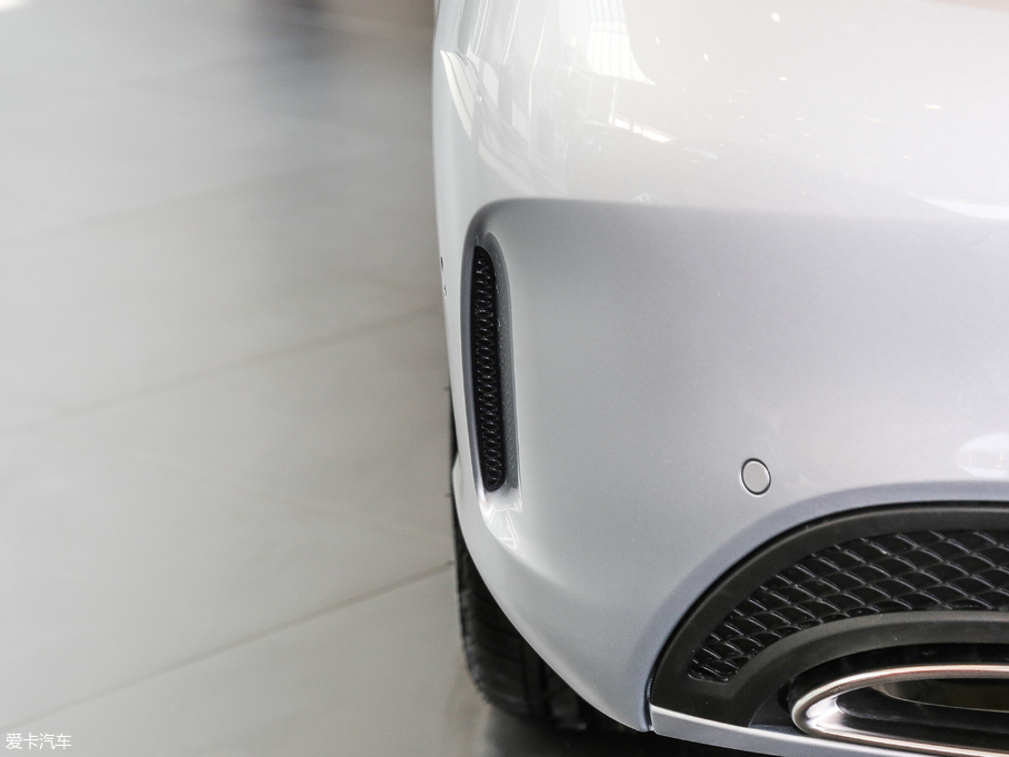 2018YC C 200 L \Ӱ