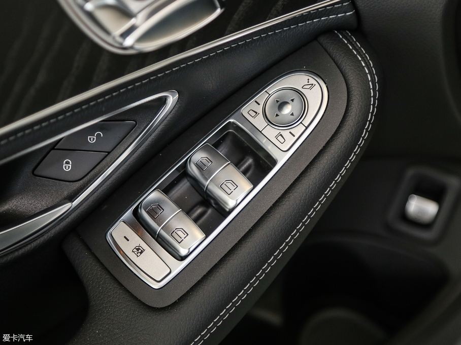 2018YC C 200 L \Ӱ