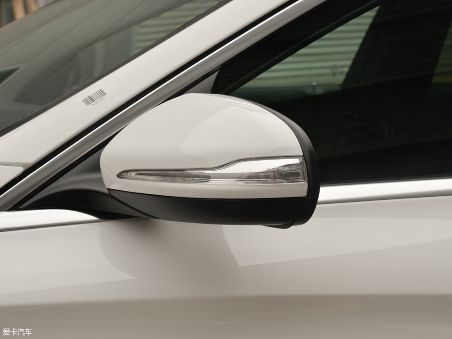 2018YC C 200 L \ ɾ؄e