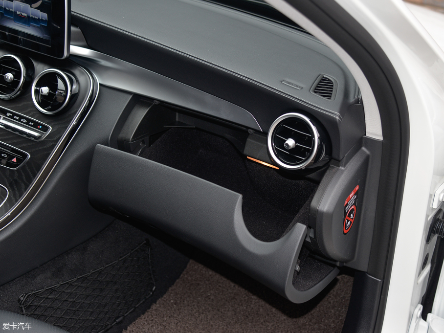 2018YC C 200 L \(yn)(dng) ɾ؄e