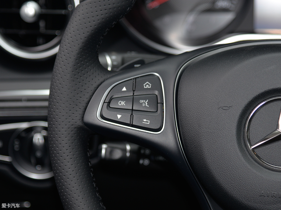 2018YC C 200 L \ ɾ؄e