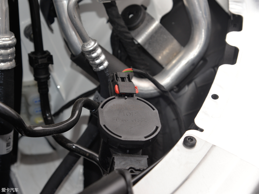 2018YC C 200 L \ ɾ؄e