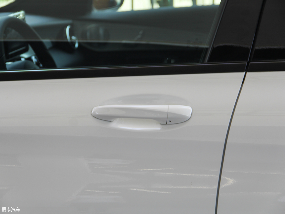 2018YC C 200 ɾ؄e