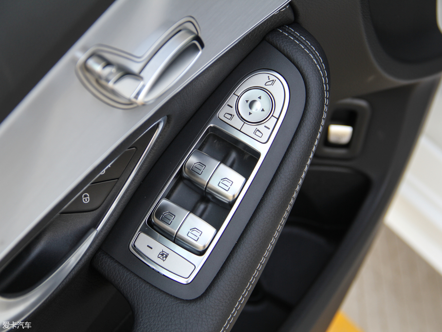 2018YC C 200 ɾ؄e