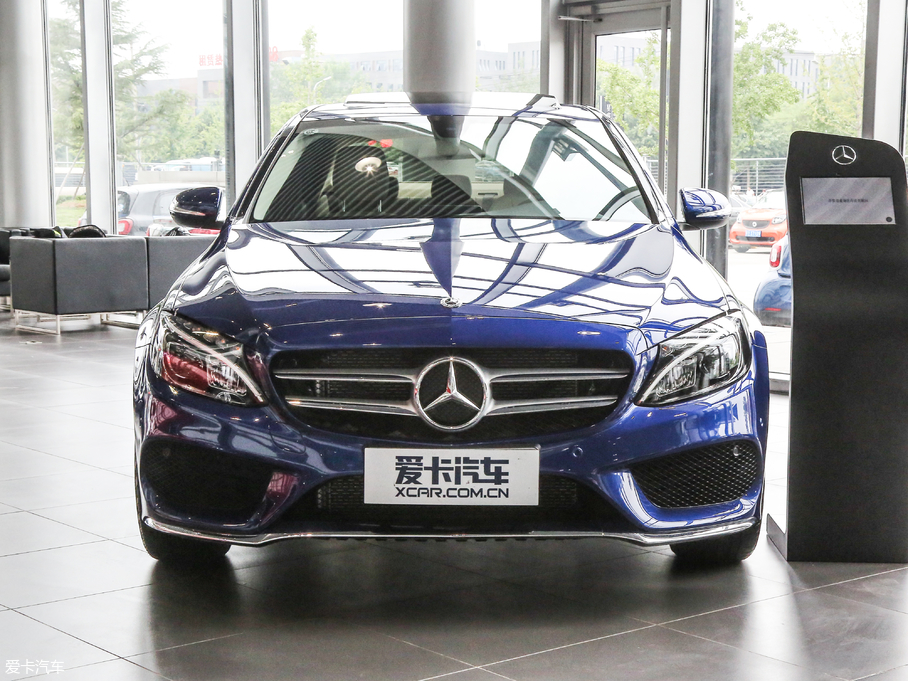 2018YC C 180 L r\Ӱ