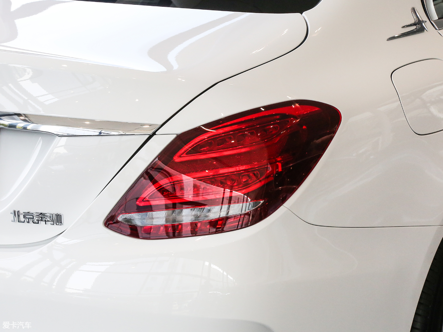 2018YC C 200 L \Ӱ