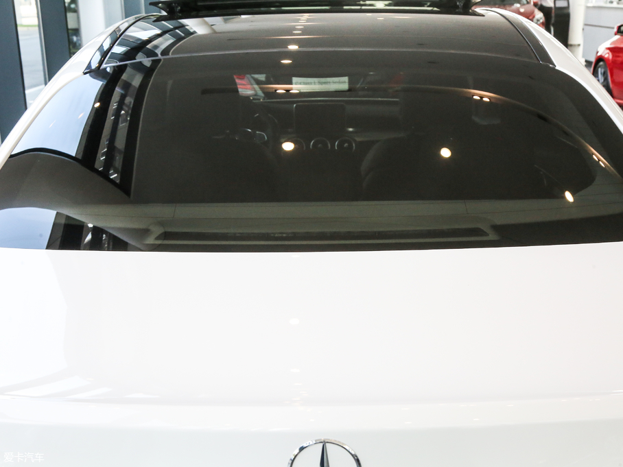 2018YC C 200 L \Ӱ