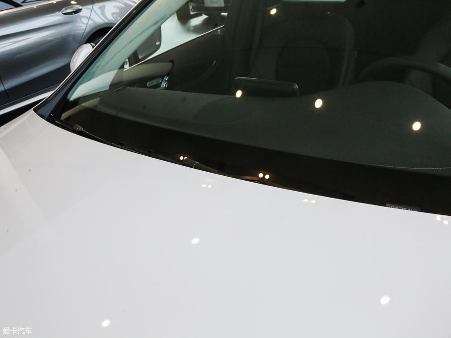 2018YC C 200 L \Ӱ