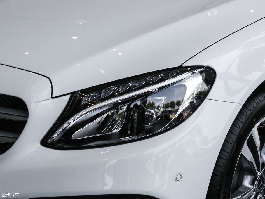 2018YC C 200 L \(yn)Ӱ