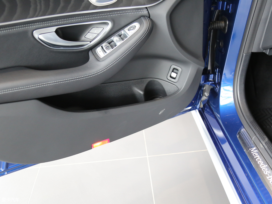 2018YC C 200 L \ ɾ؄e