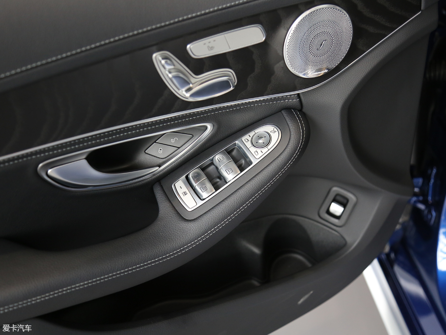 2018YC C 200 L \ ɾ؄e