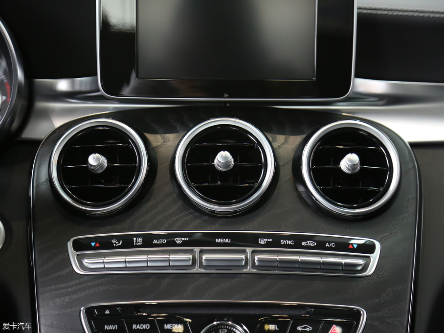 2018YC C 200 L \ ɾ؄e