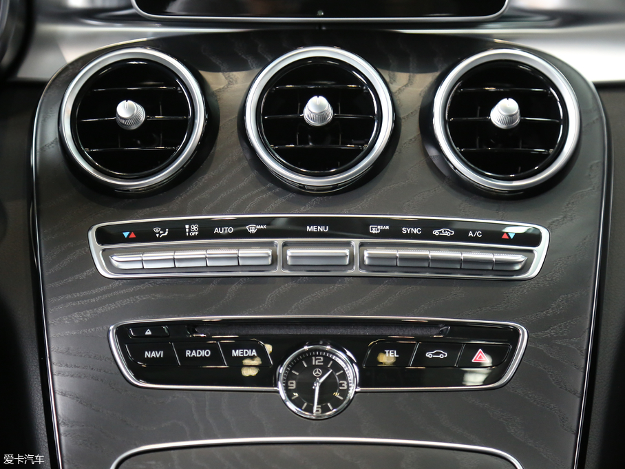 2018YC C 200 L \ ɾ؄e