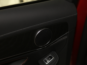 2018C 200 L \(yn)(dng) g