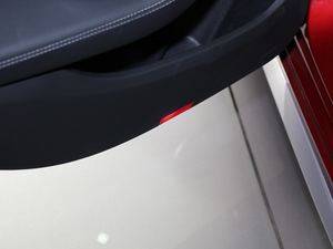 2018C 200 L \(yn)(dng) g