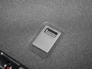 2018C 200 L \(yn)(dng) g