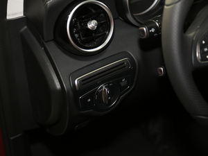 2018C 200 L \Ӱ п؅^