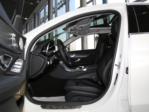 2018款C 180 L 动感型运动版 前排空间
