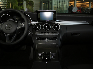 2018款C 180 L 动感型运动版 中控台