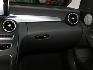 2018C 180 L (dng)\(yn)(dng) п؅^(q)