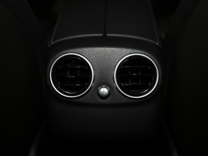 2018C 180 L (dng)\(yn)(dng) п؅^(q)