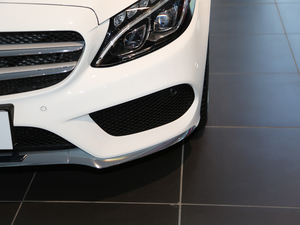 2018C 200  L 4MATIC \Ӱ ^