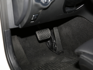 2018C 200  L 4MATIC \Ӱ п؅^