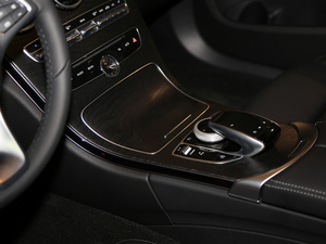 2018C 200 \Ӱ 4MATIC g