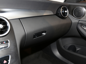 2018C 200 \Ӱ 4MATIC g