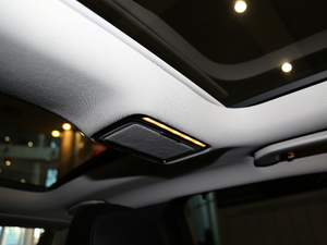 2018C 200 \Ӱ 4MATIC g