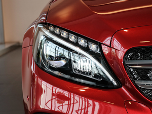 2018C 180 L r(sh)\(yn)(dng) (x)(ji)^