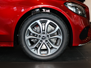 2018C 180 L r(sh)\(yn)(dng) ݆Ȧ