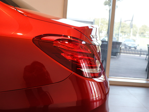 2018C 180 L r(sh)\(yn)(dng) (x)(ji)^