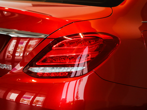 2018C 180 L r(sh)\(yn)(dng) (x)(ji)^