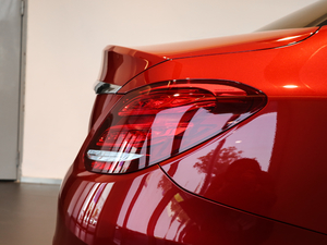 2018C 180 L r(sh)\(yn)(dng) (x)(ji)^