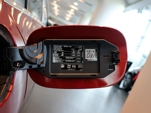 2018C 180 L r(sh)\(yn)(dng) (x)(ji)^