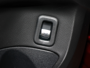 2018C 180 L r(sh)\(yn)(dng) g