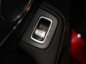 2018C 180 L r(sh)\(yn)(dng) g