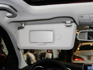 2018C 180 L r\Ӱ ꖰ壨