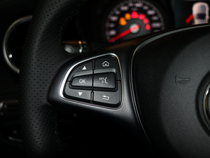 2018C 180 L r\Ӱ п؅^