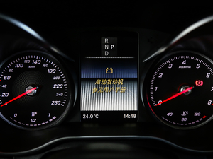 2018C 180 L r\Ӱ п؅^