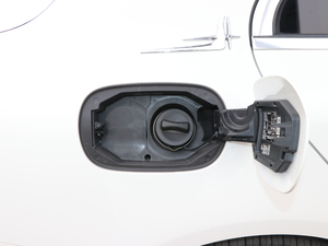 2018C 200 L (x)(ji)^