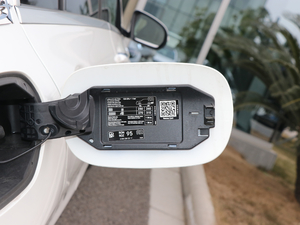 2018C 200 L (x)(ji)^