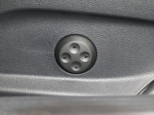 2018C 200 L п؅^(q)