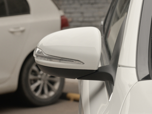 2018C 200 L \ ɾ؄e ^